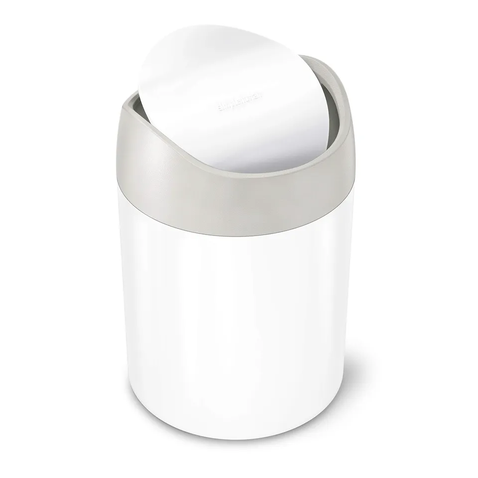 simplehuman-mini-cestino-1-5-l-in-acciaio-bianco-coperchio-oscillante-bilanciato image 1