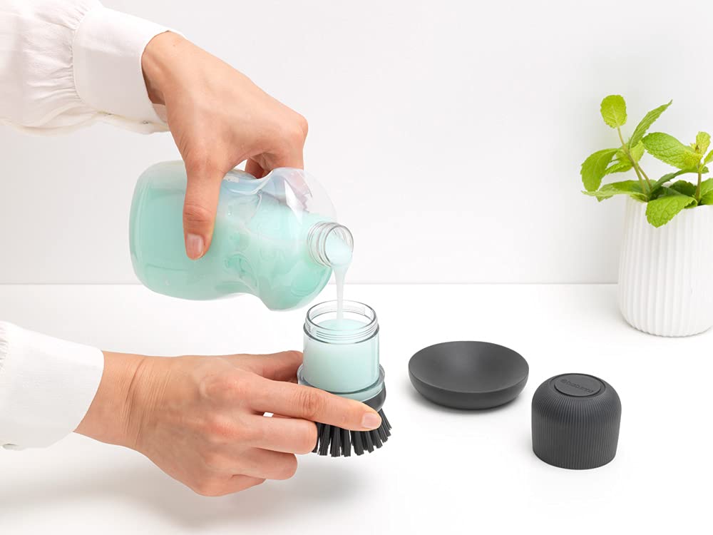 brabantia-spazzola-dosatrice-per-sapone-con-serbatoio-integrato-grigio-scuro-tag image 7