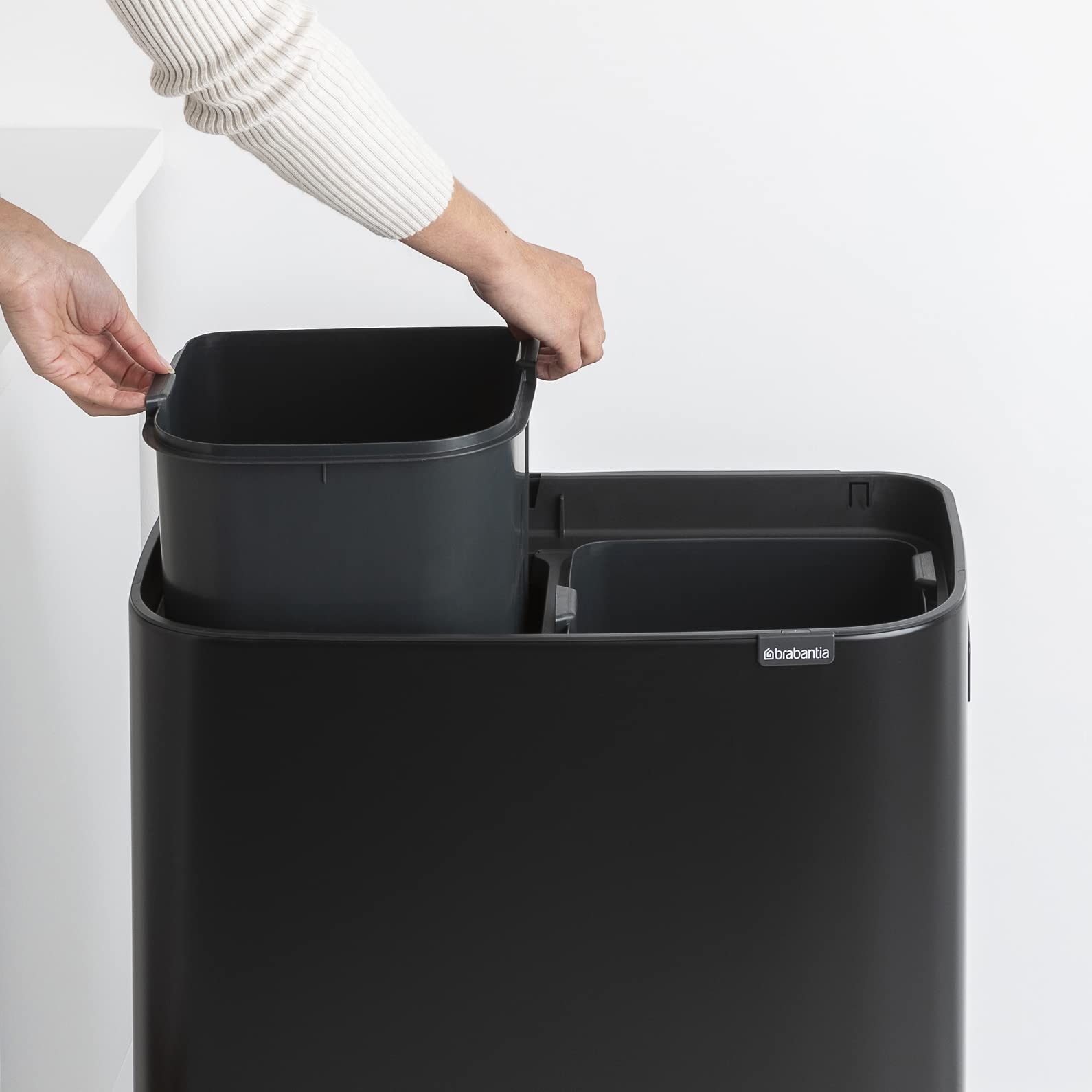 brabantia-bo-touch-bin-hi-pattumiera-doppia-2-x-30-l-nero-opaco-apertura-soft-to image 6