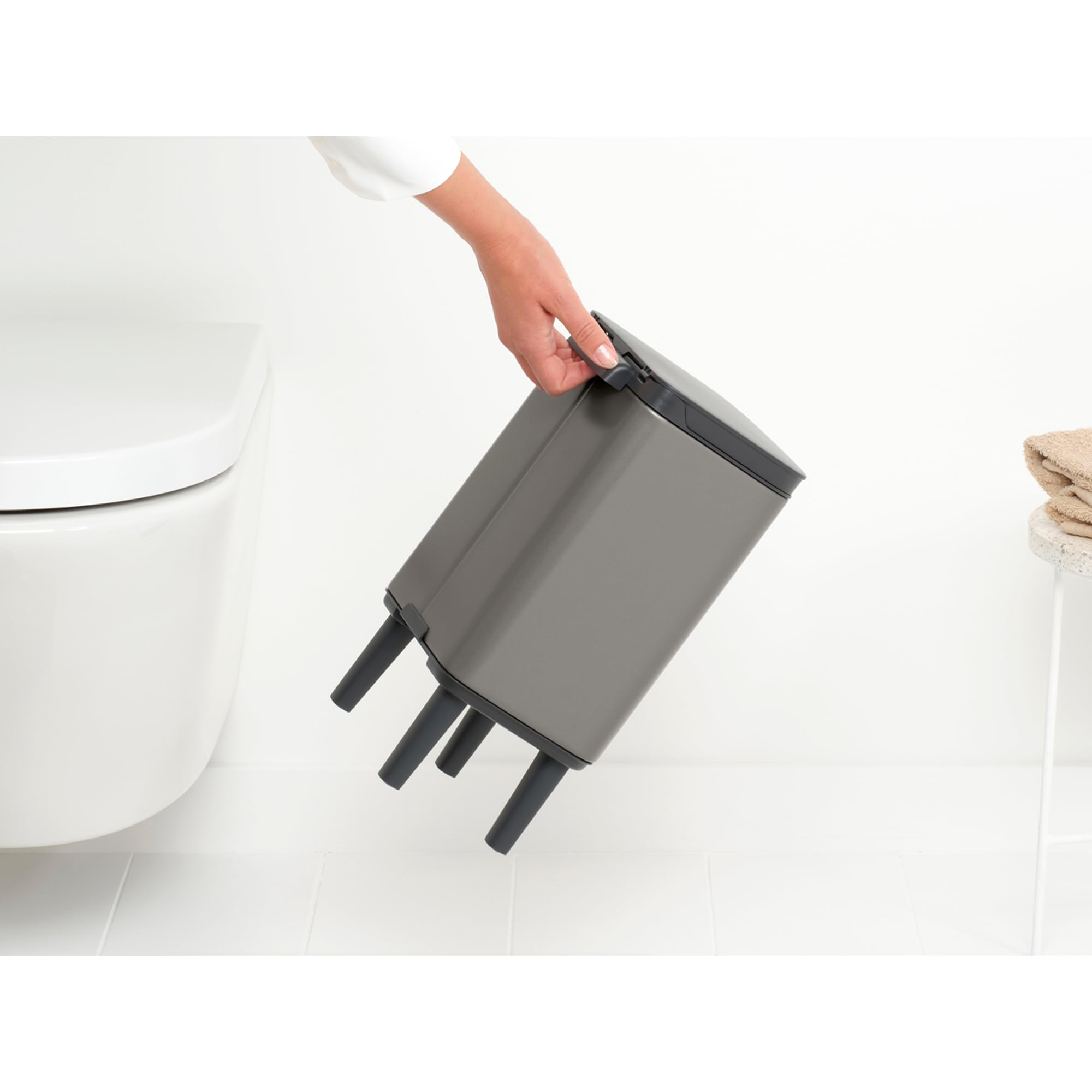 brabantia-bo-waste-bin-hi-pattumiera-4l-con-coperchio-a-chiusura-ammortizzata-se image 6