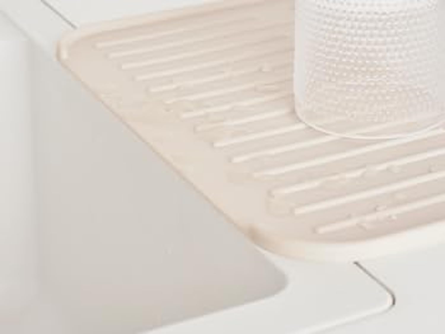 brabantia-sinkside-tappetino-scolapiatti-in-silicone-soft-beige-32-5x43-8-cm-ant image 2