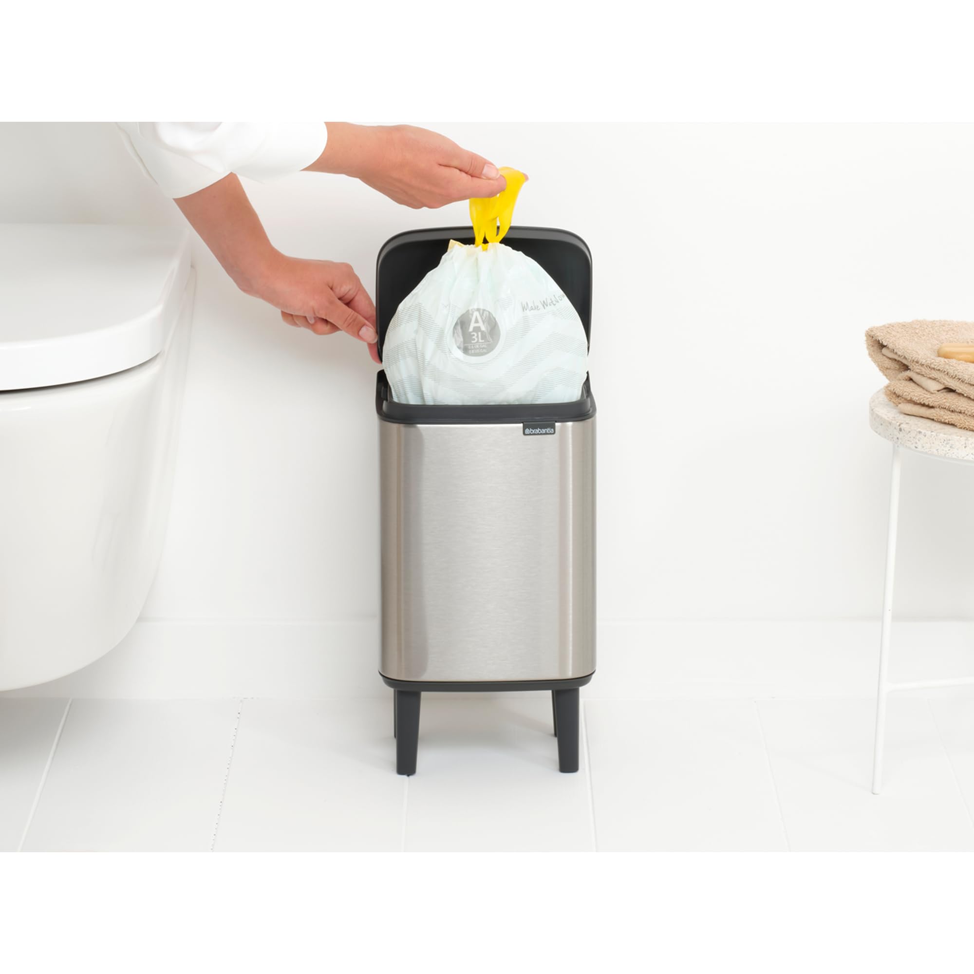 brabantia-bo-hi-pattumiera-4l-matt-steel-coperchio-a-chiusura-ammortizzata-multi image 5
