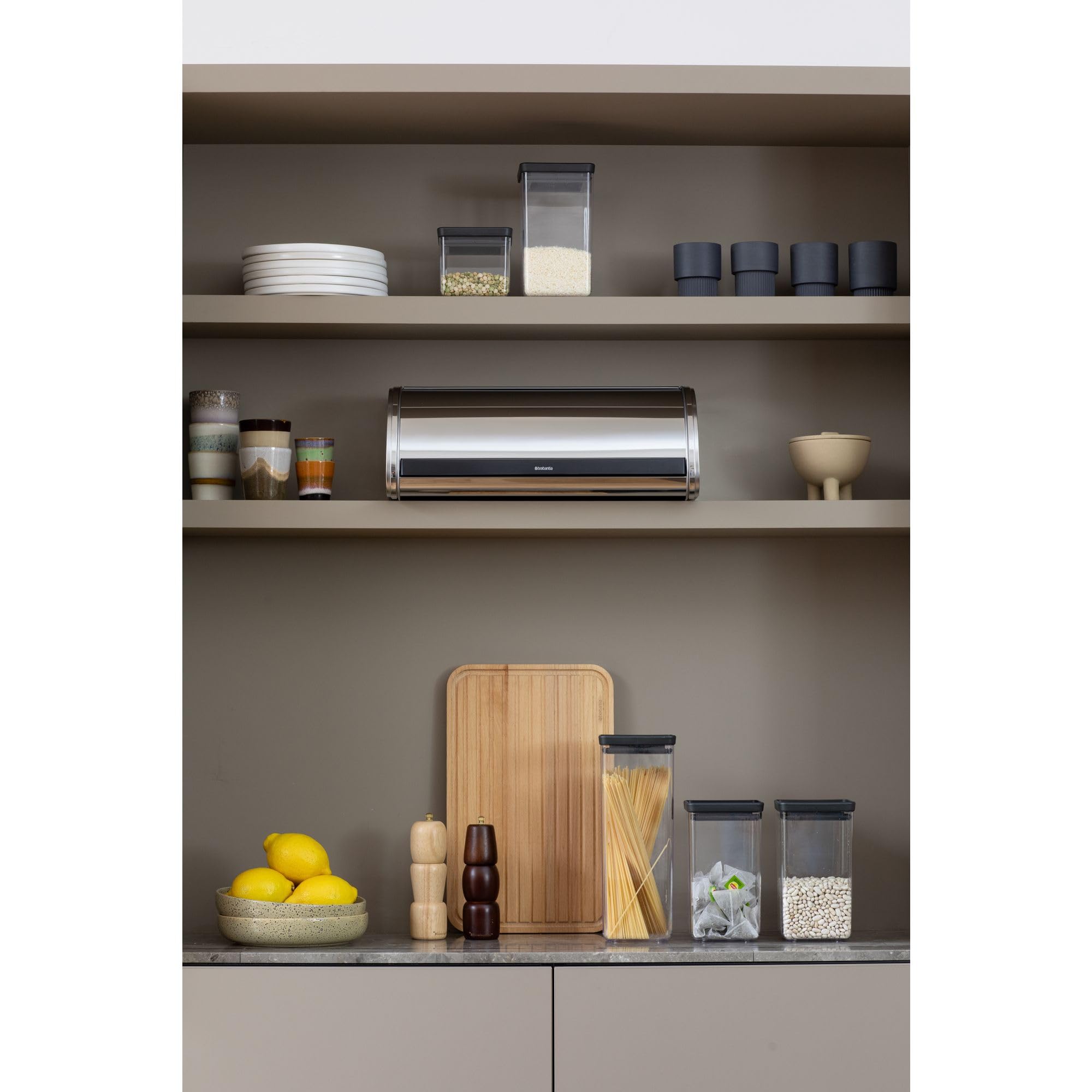 brabantia-portapane-roll-top-in-acciaio-inox-lucido-apertura-a-scomparsa-per-due image 5