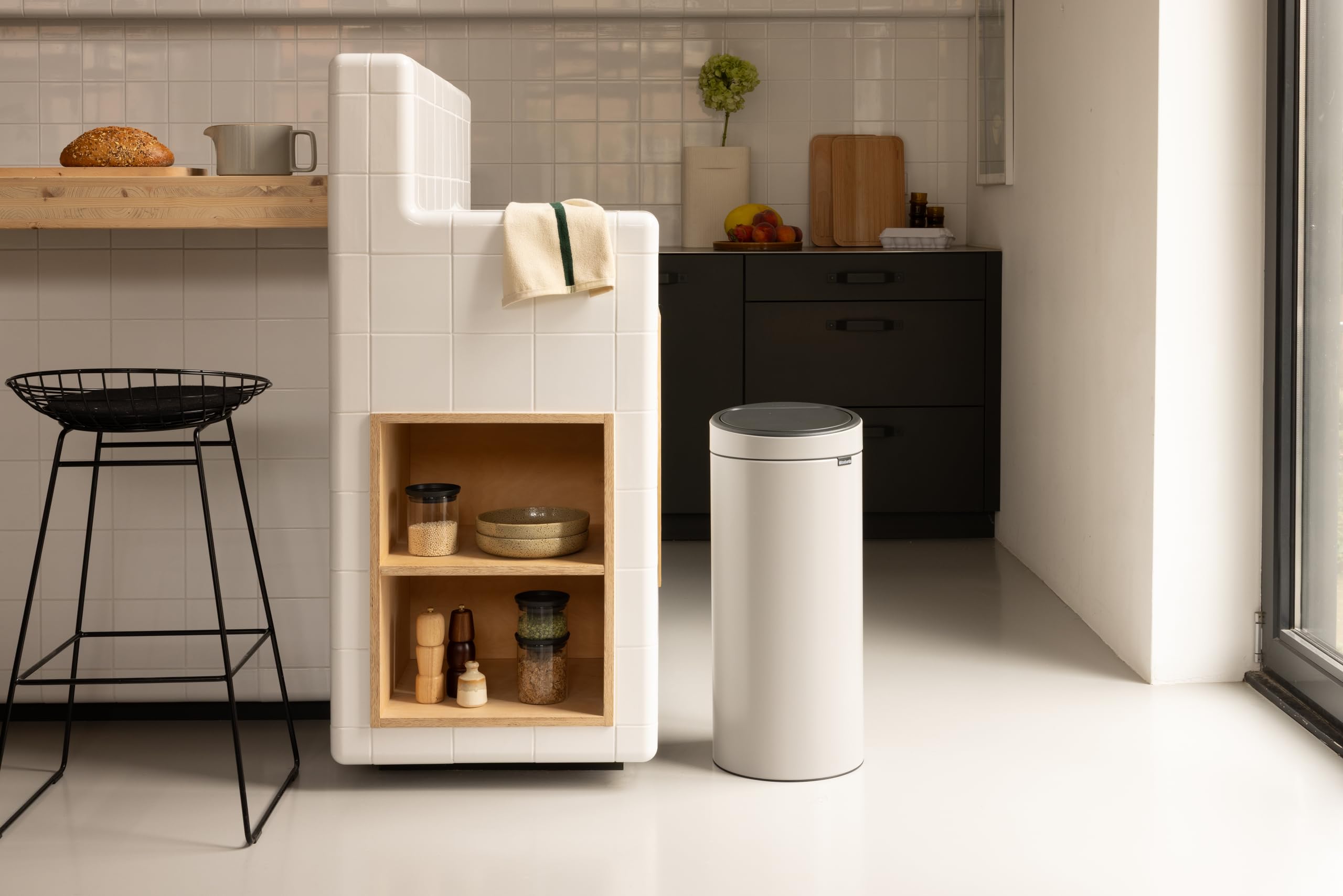 brabantia-touch-bin-new-pattumiera-30l-soft-grey-con-apertura-soft-touch-coperch image 7