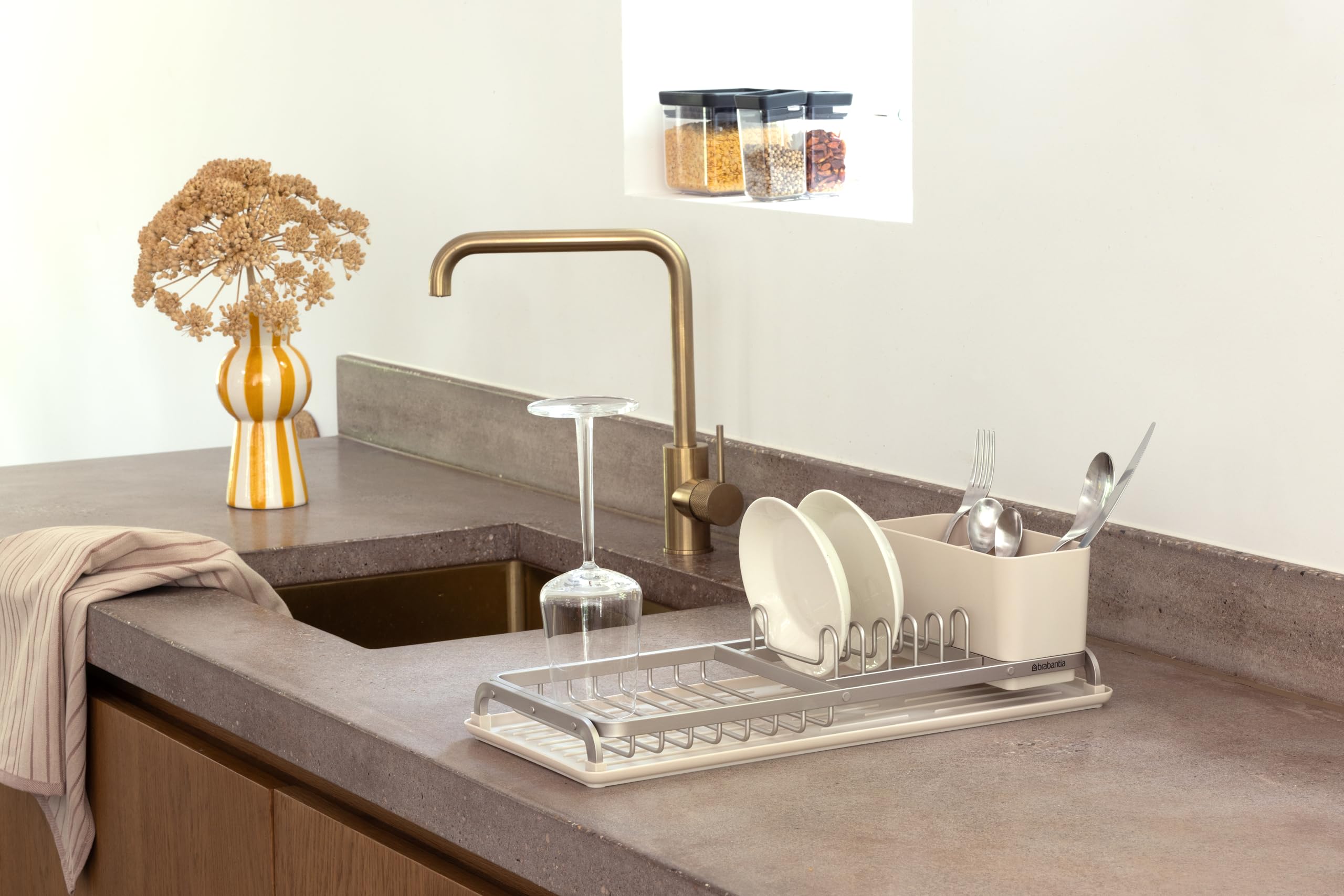 brabantia-scolapiatti-da-lavello-compatto-sinkside-con-cestello-portaposate-rimo image 7