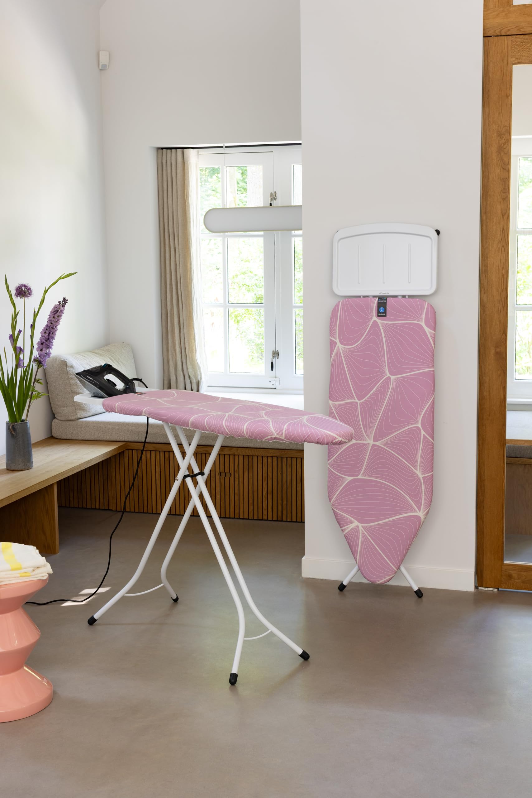 brabantia-asse-da-stiro-c-lilac-waves-124x45-cm-extra-large-con-poggiaferro-meta image 5