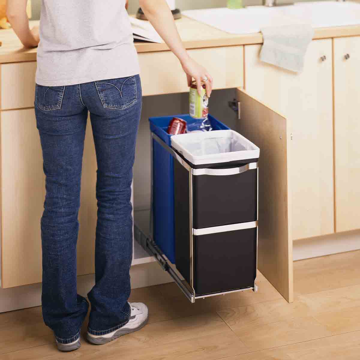simplehuman-cestino-estraibile-sotto-piano-35l-dual-compartment-con-binari-a-sfe image 6