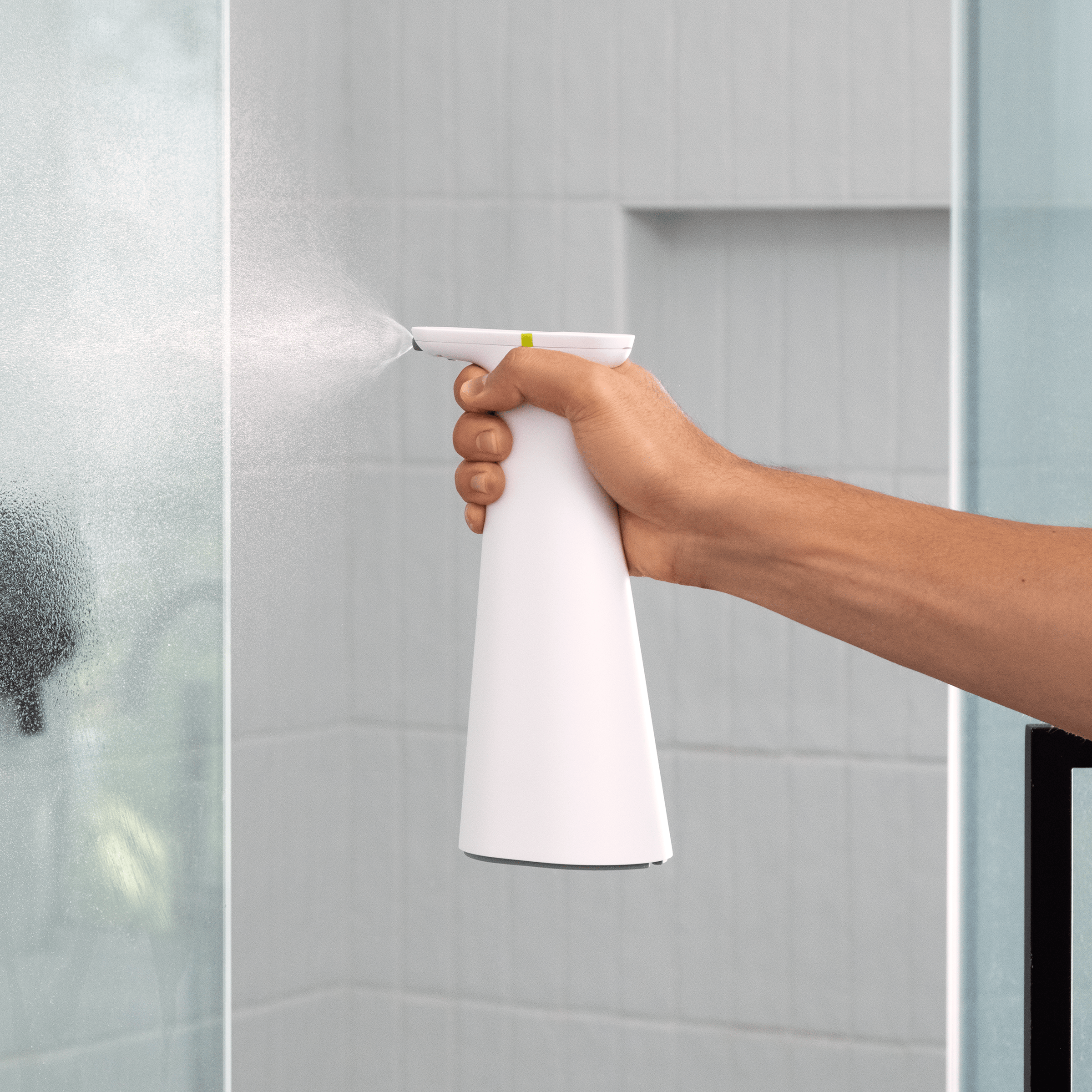 simplehuman-sensor-spray-dispenser-spray-sensore-ricaricabile-con-3-modalit-per- image 6