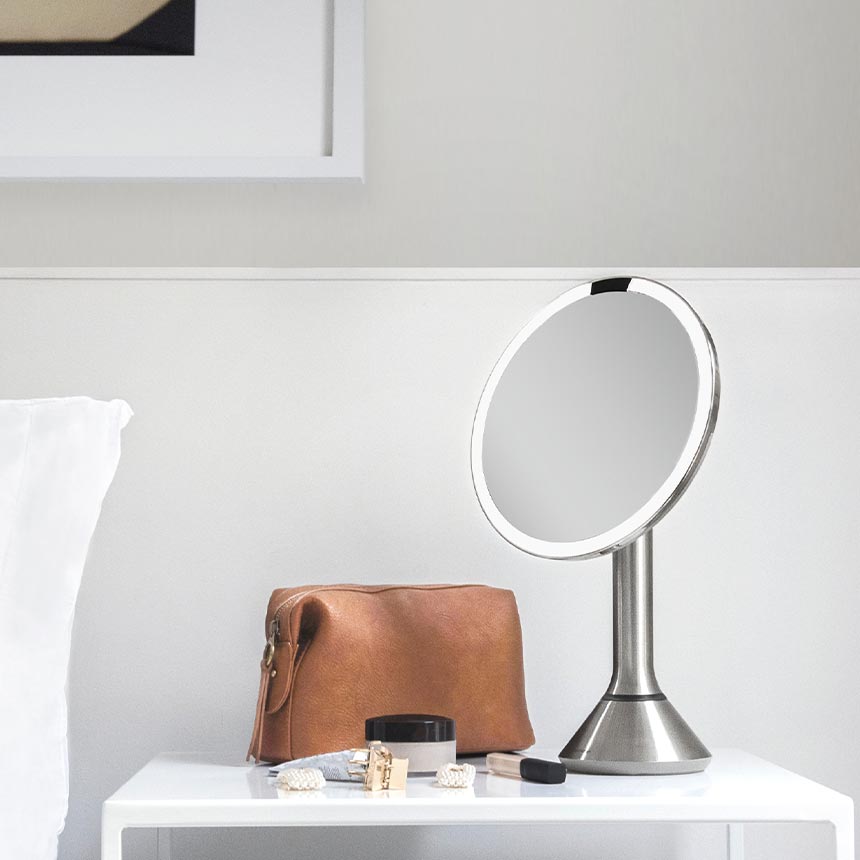 simplehuman-sensor-mirror-con-touch-control-brightness-e-specchio-dettaglio-10x- image 5